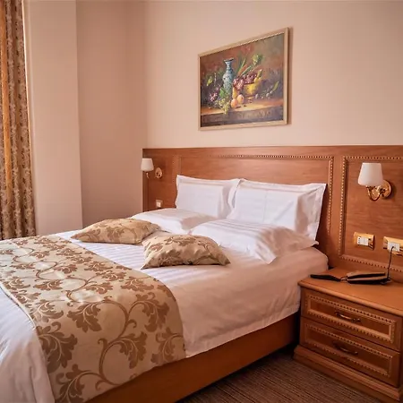 Boka 4* Tirana