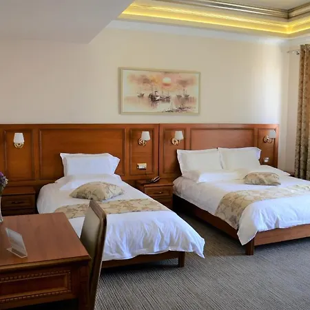 Otel Boka Tiran